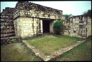 ek balam-04.jpg